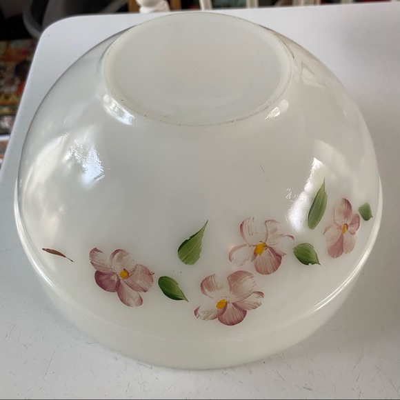 Fire King Gay Fad Mixing Bowl - Picture 5 of 5